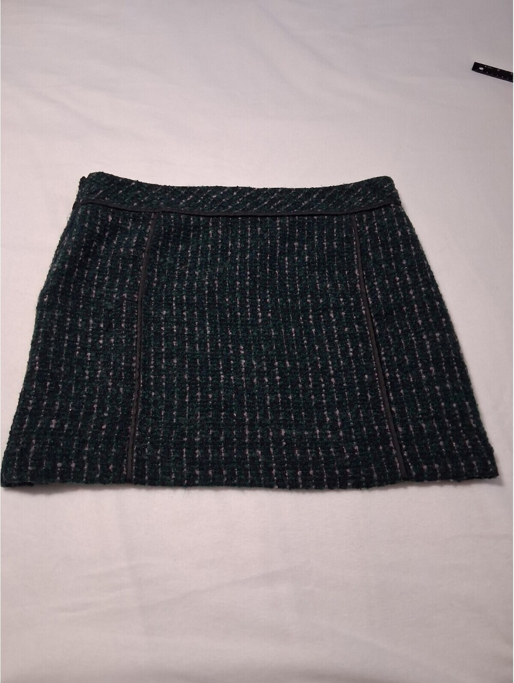 LOFT Ann Taylor Boucle Tweed Mini Skirt